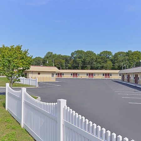 Americas Best Value Inn - Port Jefferson Station - Long Island מראה חיצוני תמונה