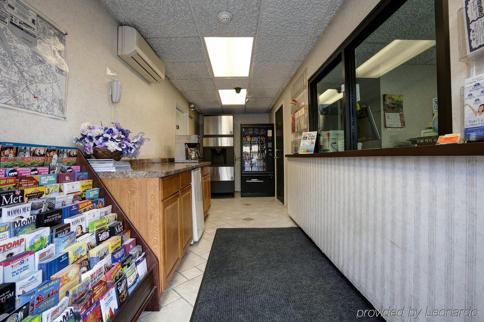 Americas Best Value Inn - Port Jefferson Station - Long Island מראה פנימי תמונה