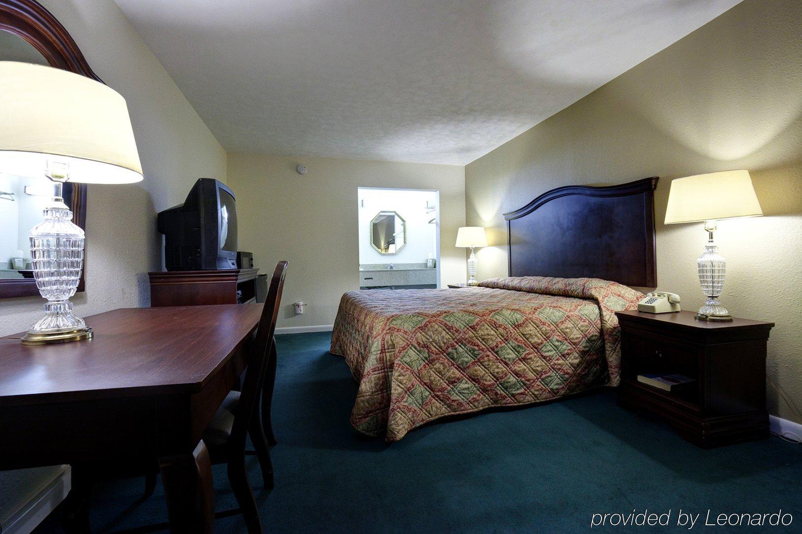 Americas Best Value Inn - Port Jefferson Station - Long Island חדר תמונה
